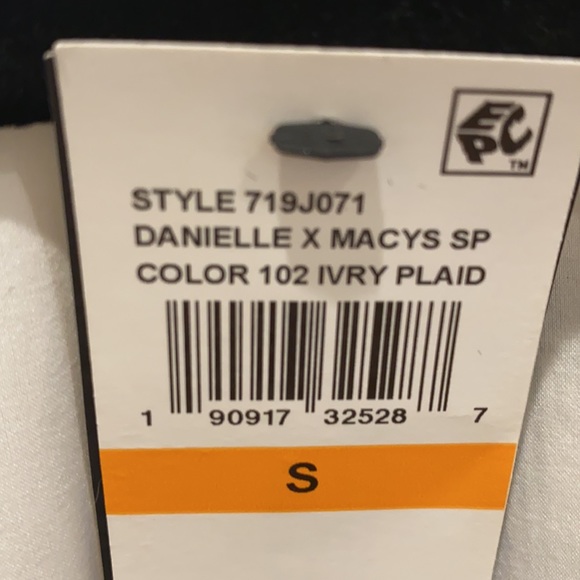 Danielle Bernstein Blazer - Picture 5 of 5